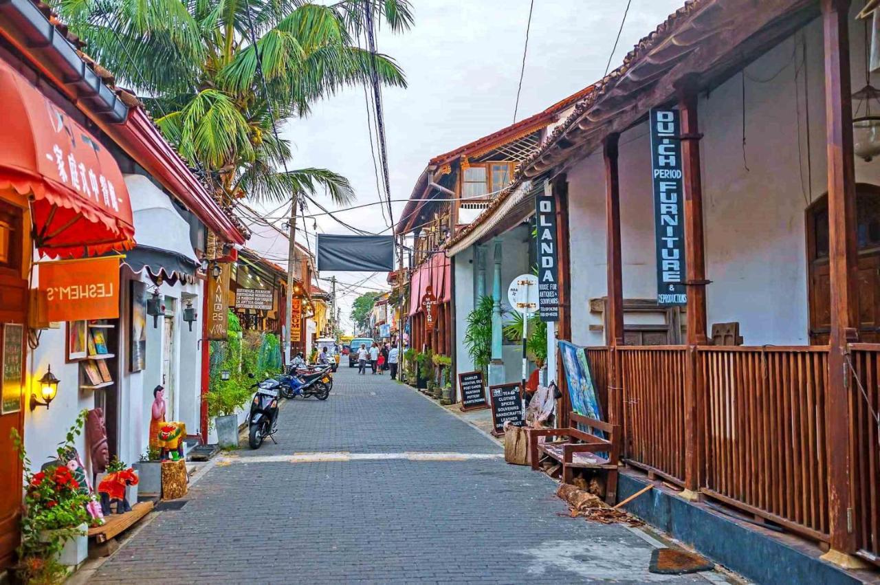 Hasara Oceanfront Apartments Galle Exterior photo