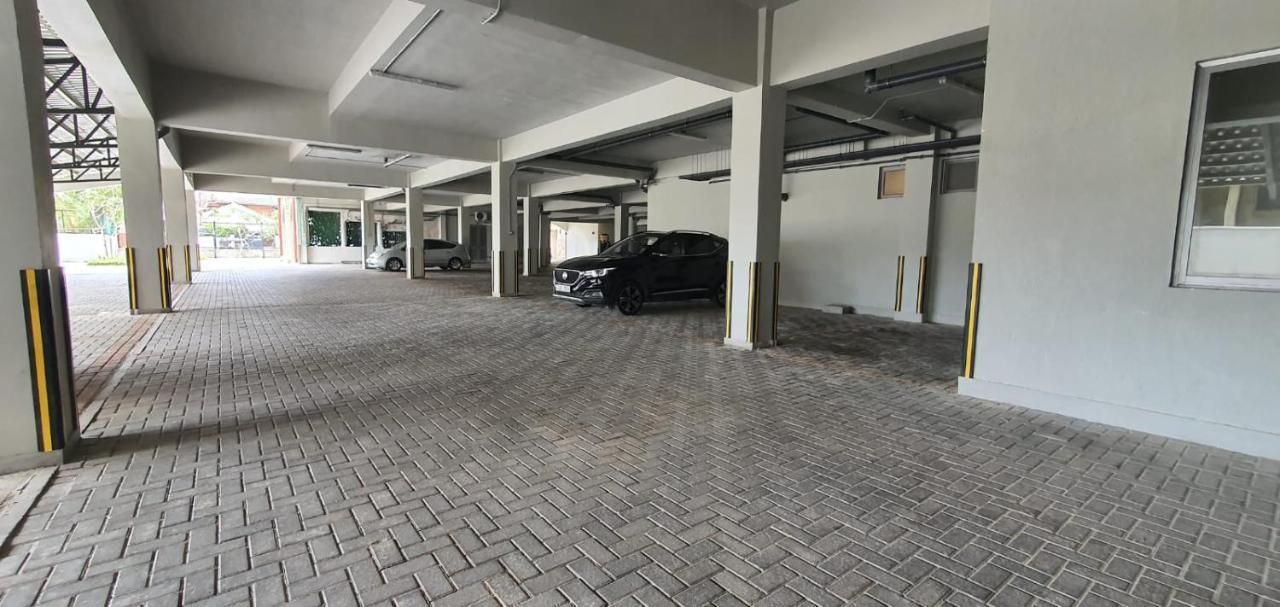Hasara Oceanfront Apartments Galle Exterior photo