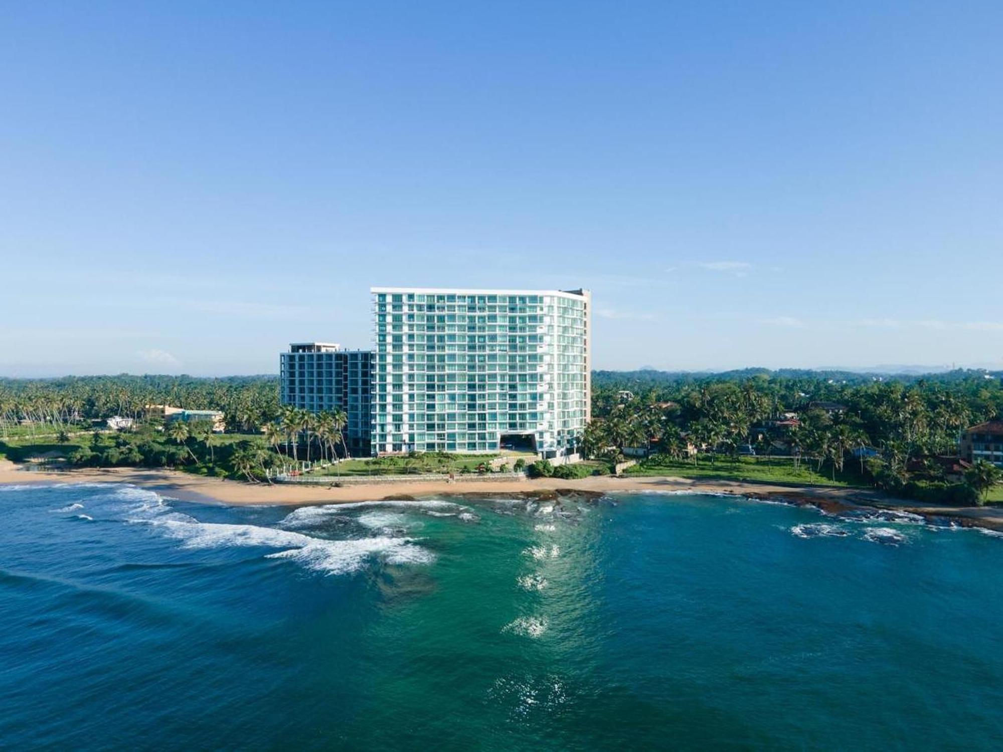 Hasara Oceanfront Apartments Galle Exterior photo